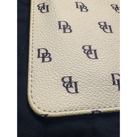 Dooney and Bourke Wristlet Wallet 8" X 4 1/2 Stap And Key Ring - Picture 9 of 13